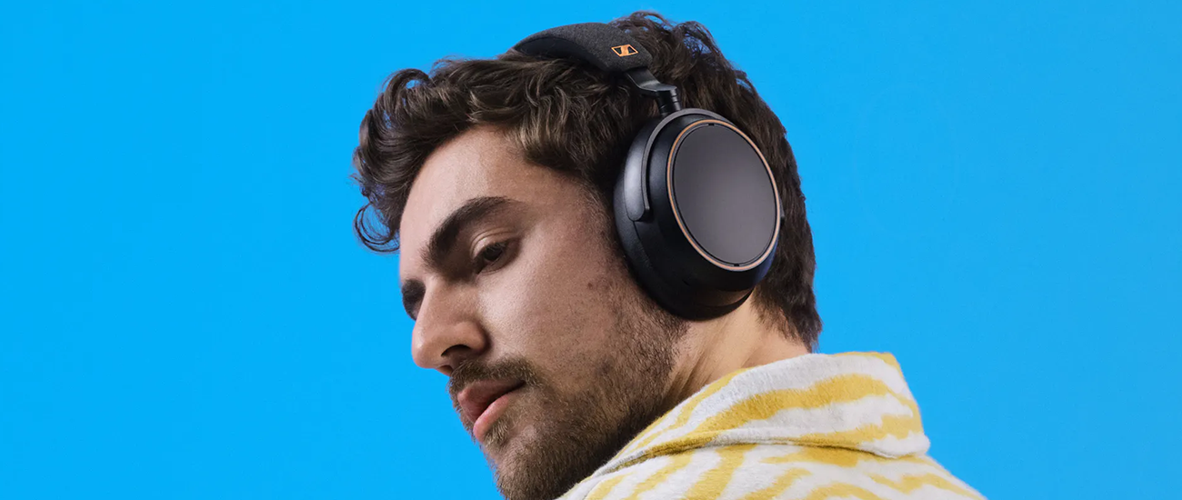 SENNHEISER Headphones
